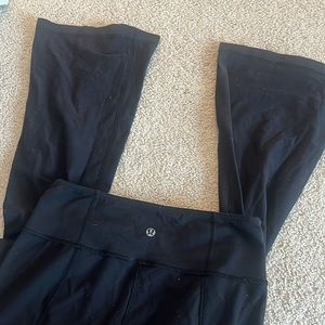 lululemon size 4 flare leggings, some pilling